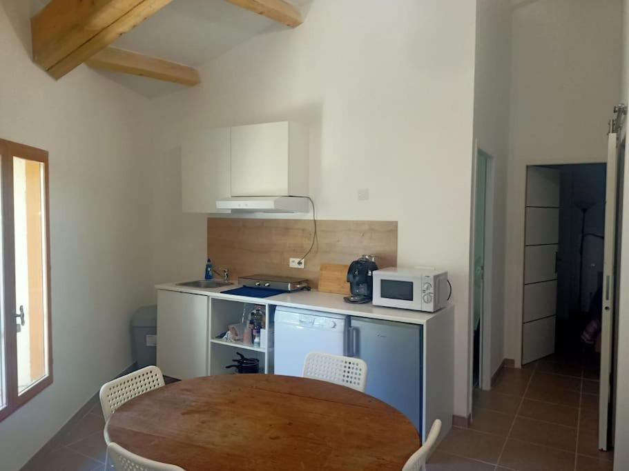 Le Clos Du Pin Thezan-les-Beziers Εξωτερικό φωτογραφία